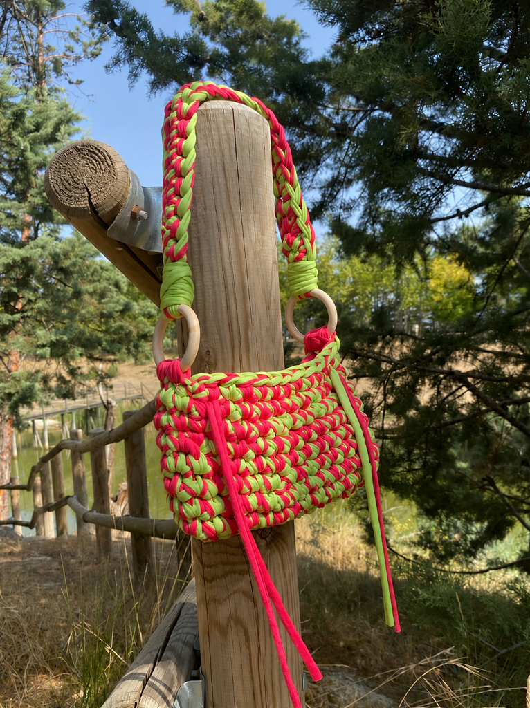 Bolso trapillo flúor