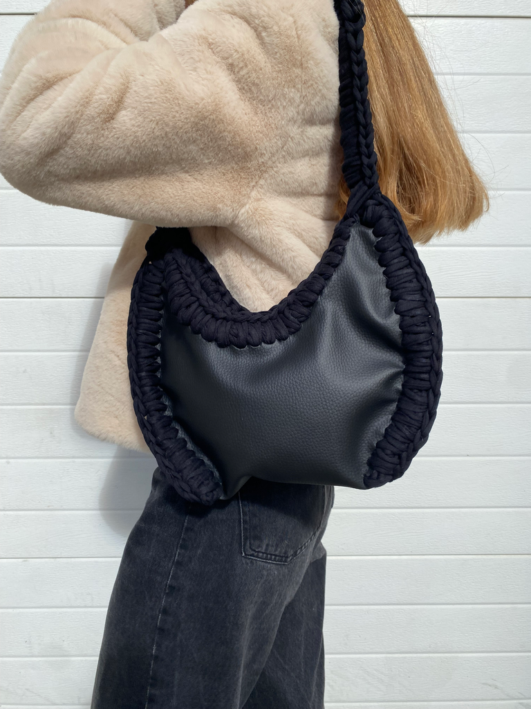Bolso crochet trapillo negro